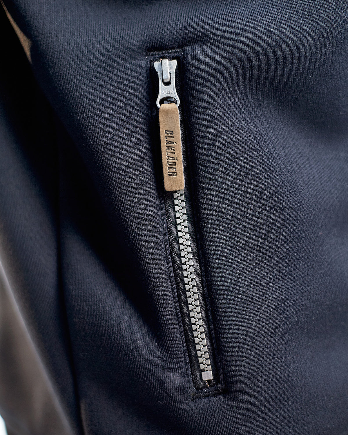 Blåkläder 4933 gefüttert Kapuzen-Sweatjacke – schwarz